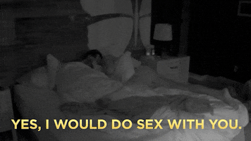 hooking up i love you GIF by Paradise Hotel