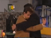 un camino amigos GIF