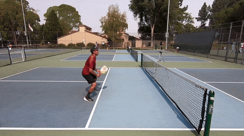 cach-thuc-hien-cu-forehand-volley