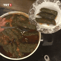 Dinner Eat GIF by TRT
