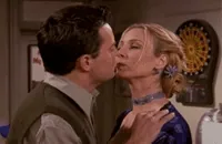 Lisa Kudrow Kiss GIF