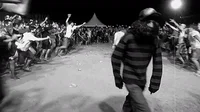 Home Love People GIF