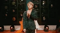 Grammy Awards Shrug GIF by Recording Academy / GRAMMYs