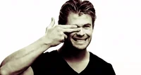 Sexy Chris Hemsworth GIF