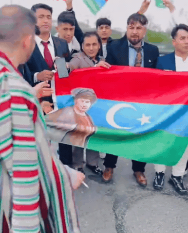Uzbek GIF