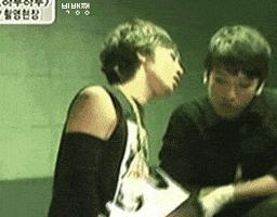200.gif?cid=fc005b087d11325076d899472f5dd1988b84353ed42e165f&rid=200.gif&ct=g