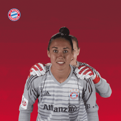 Happy Manuela Zinsberger GIF by FC Bayern Women