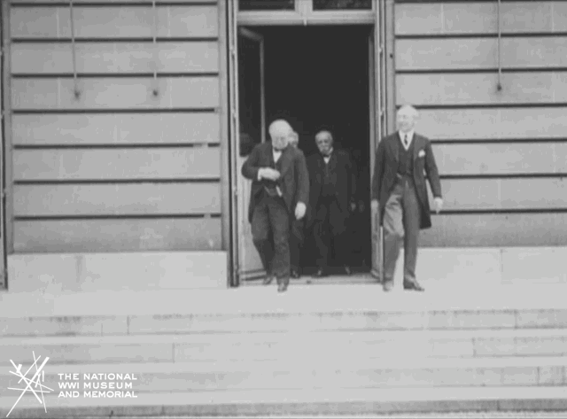 National WWI Museum and Memorial GIF - Find & Share on GIPHY