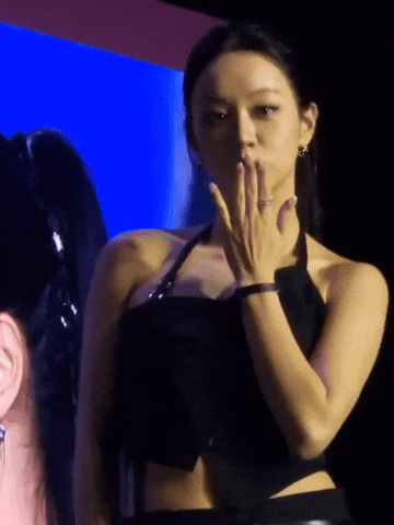 Hyeri GIF