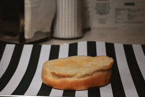 keshiahannam burger hong kong burger circus GIF