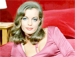 #Claudesautet #Maxetlesferrailleurs #Romyschneider #Smoke GIF