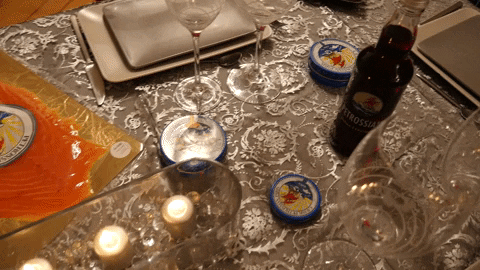 Christmas Table Gifs Get The Best Gif On Giphy