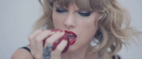 Blank Space Music Video GIF by Taylor Swift - L'Apple self repair : un programme DIY à croquer ?