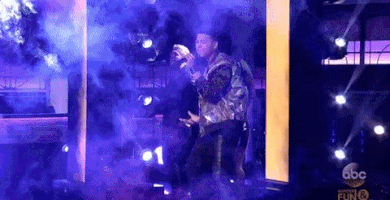 200.gif?cid=fc005b08cb3827911e8bdc2a2c3de6a0c2872ea0187b5ba1&rid=200.gif&ct=g
