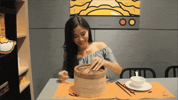 c4ndim4n sanrio gudetama GIF