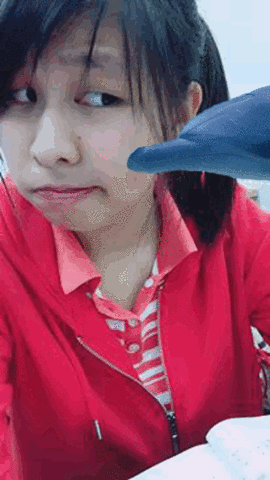 zgfydghzaxromdfaz21hawwuy29t  GIF