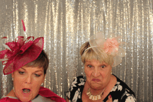 200.gif?cid=fc005b0893f7f4e2163d44285877bcd0e149feb89d4cce88&rid=200.gif&ct=g