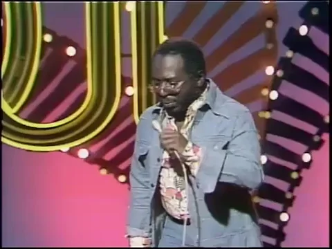 Michael Kiwanuka - Página 2 Giphy.webp?cid=6c09b952d56402990aebd40b5634f717e1a3e5ad2dc4de4d&rid=giphy