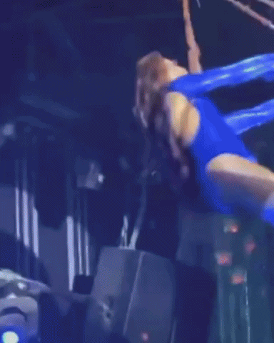 giphy.gif?cid=2154d3d7938b53e38dcf1f28955b4d96a5da1c583f8c2cfd&ep=v1_gifs_username_username&rid=giphy.gif&ct=g