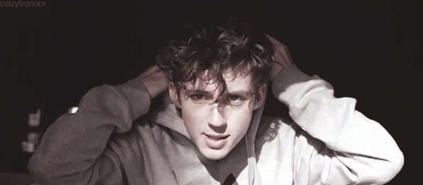 Troye Sivan GIF - Find & Share on GIPHY