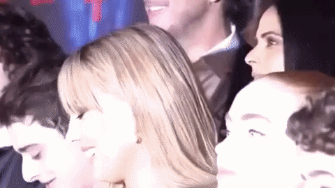 giphy.gif?cid=5e214886ca5499a853a8e32a8d