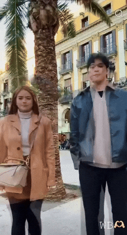 Couple Wb GIF