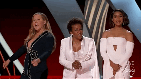 giphy.gif?cid=790b761115d177b00c5c245e3e