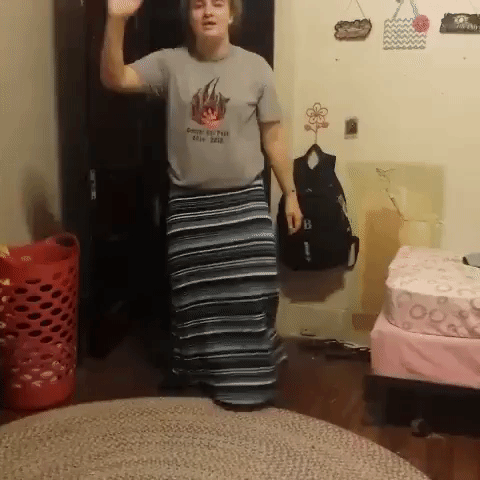 2balle pantsed GIF