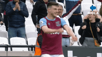 West Ham Reaction GIF by MolaTV