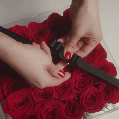 Privé Roses GIF