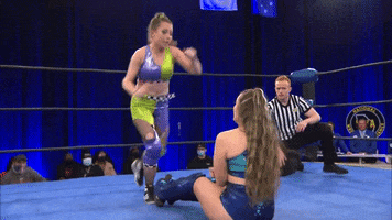 Missa Kate GIF