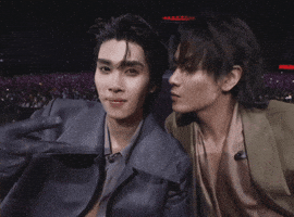 Fancon Kiss GIF
